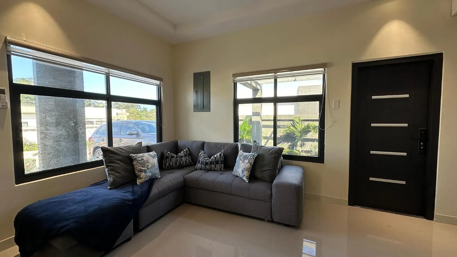 Luxury 2 Bed House With Pool & Gym Villa Ocho Rios Jamaica